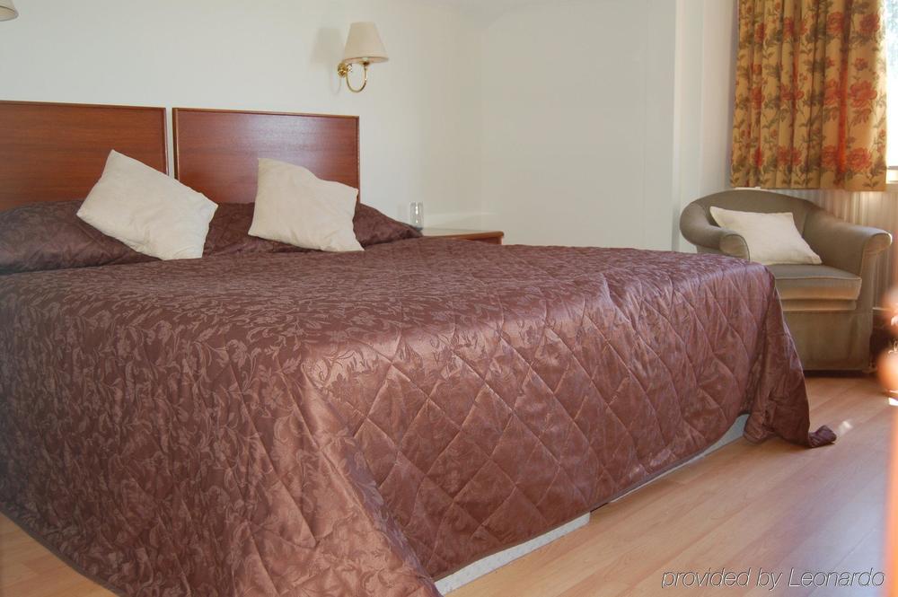 Oaklands Hotel Thorpe St Andrew Ruang foto